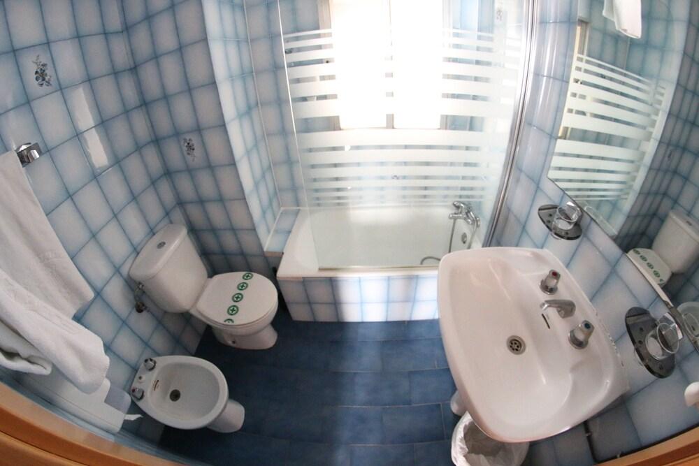 Hostal Cataluñ