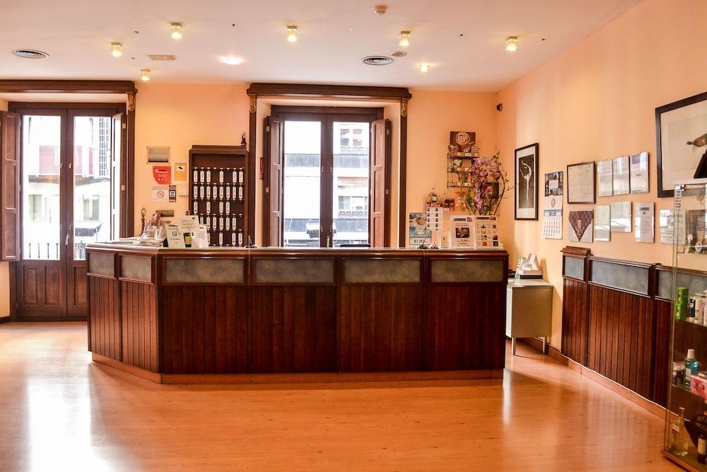 Hostal Cataluñ