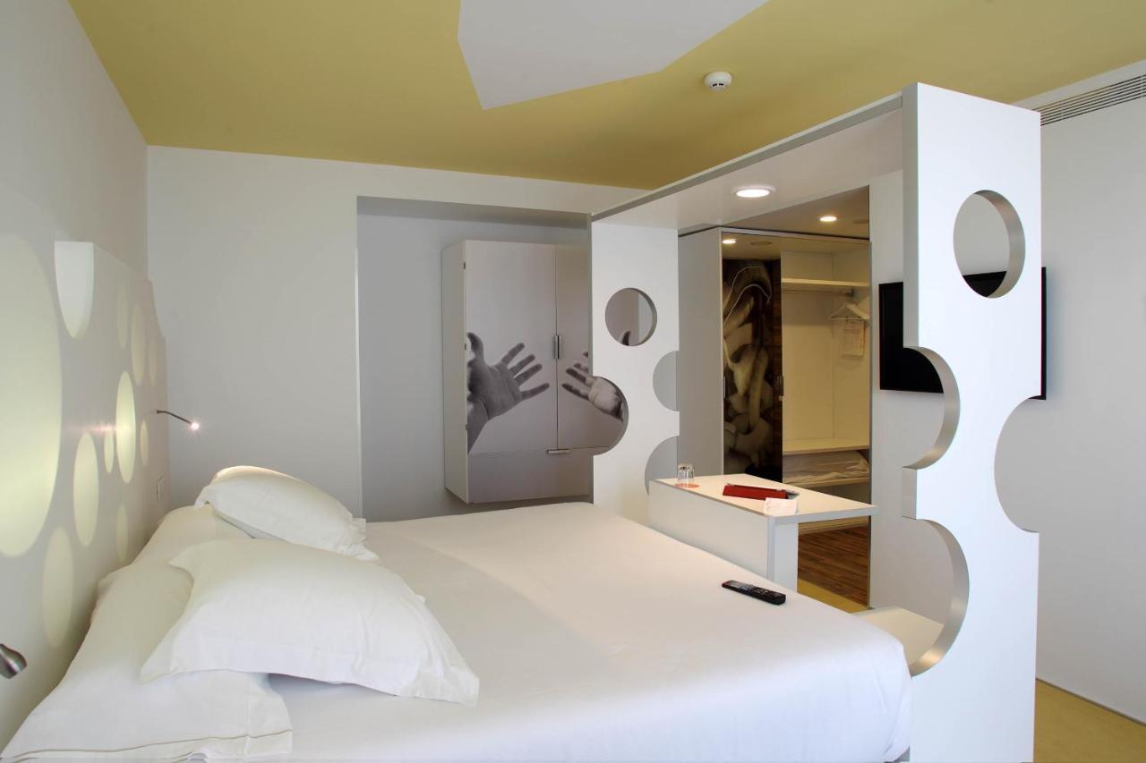 Room Mate Pau