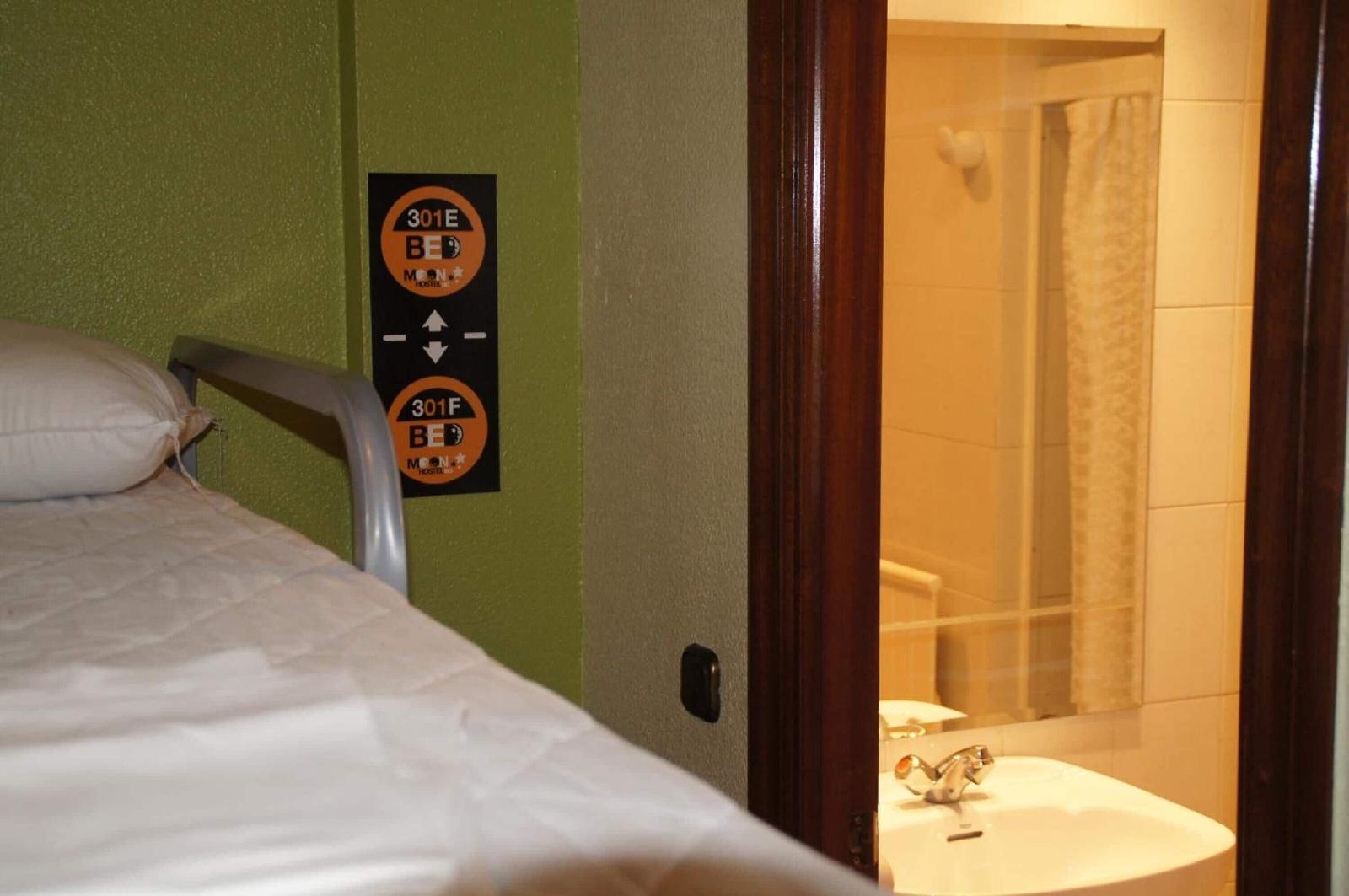 Moon Hostel Bio