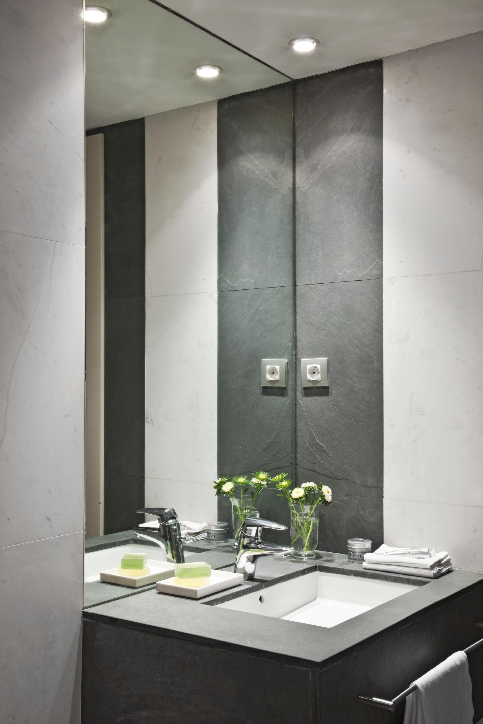 Ainb Sagrada Familia Apartments
