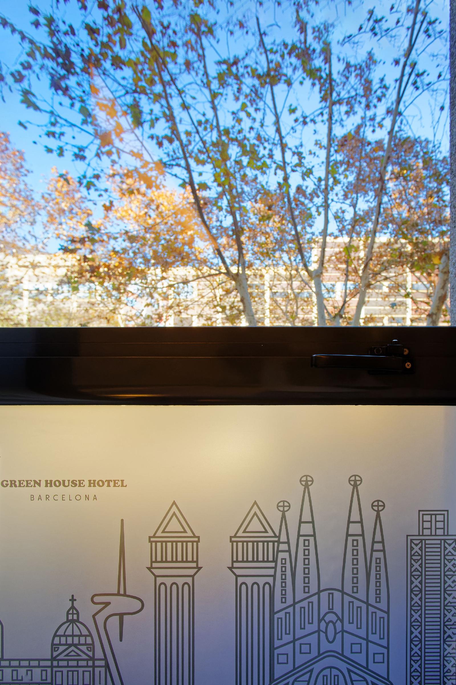 Green House Hotel