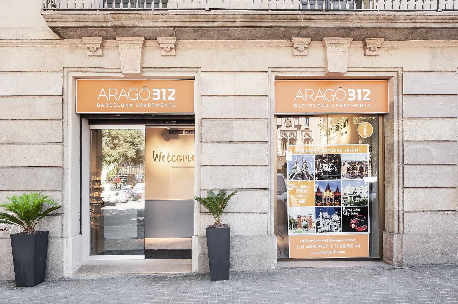 The Corner Apartments By Aspasios