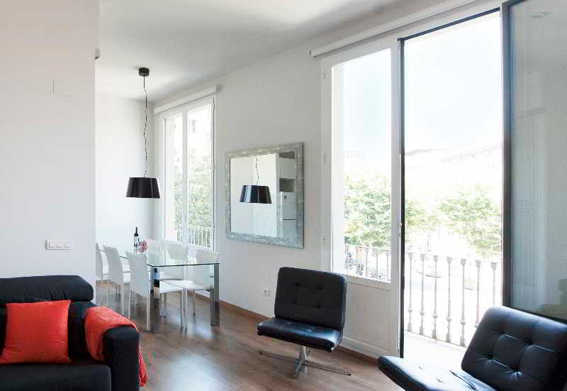 The Corner Apartments By Aspasios