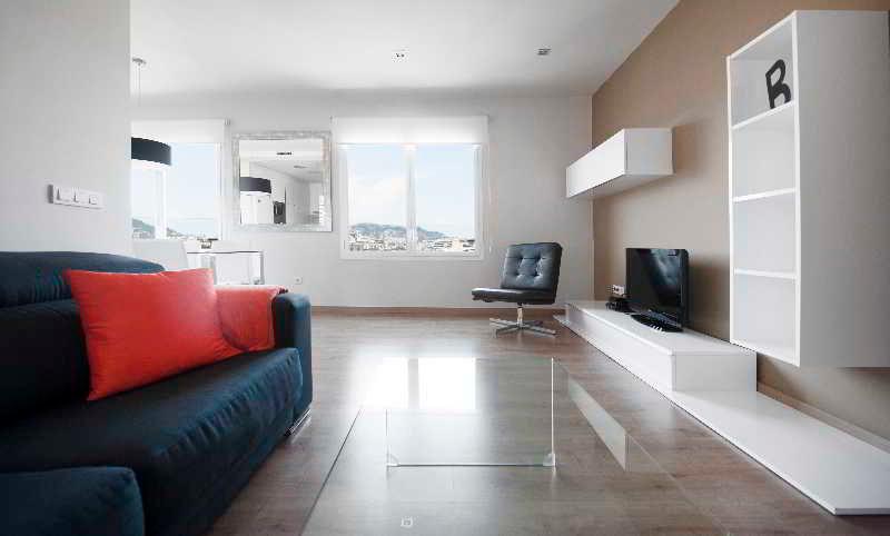 The Corner Apartments By Aspasios
