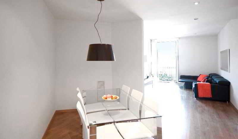 The Corner Apartments By Aspasios