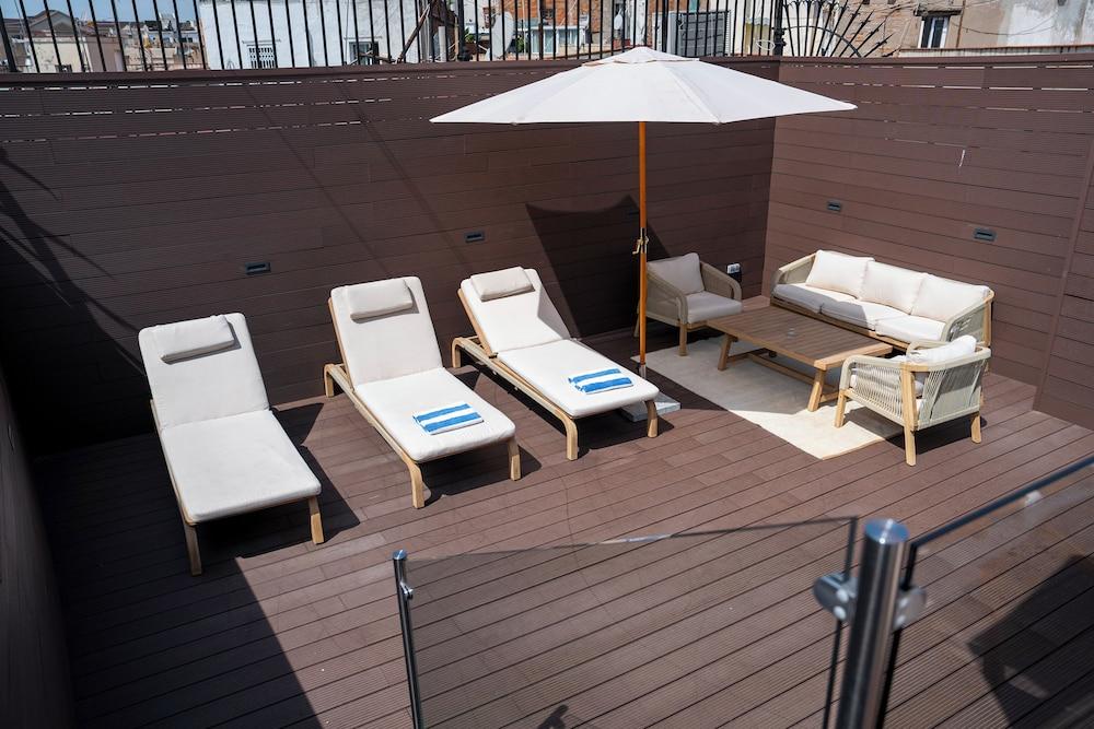 Hostal Raval Rooms