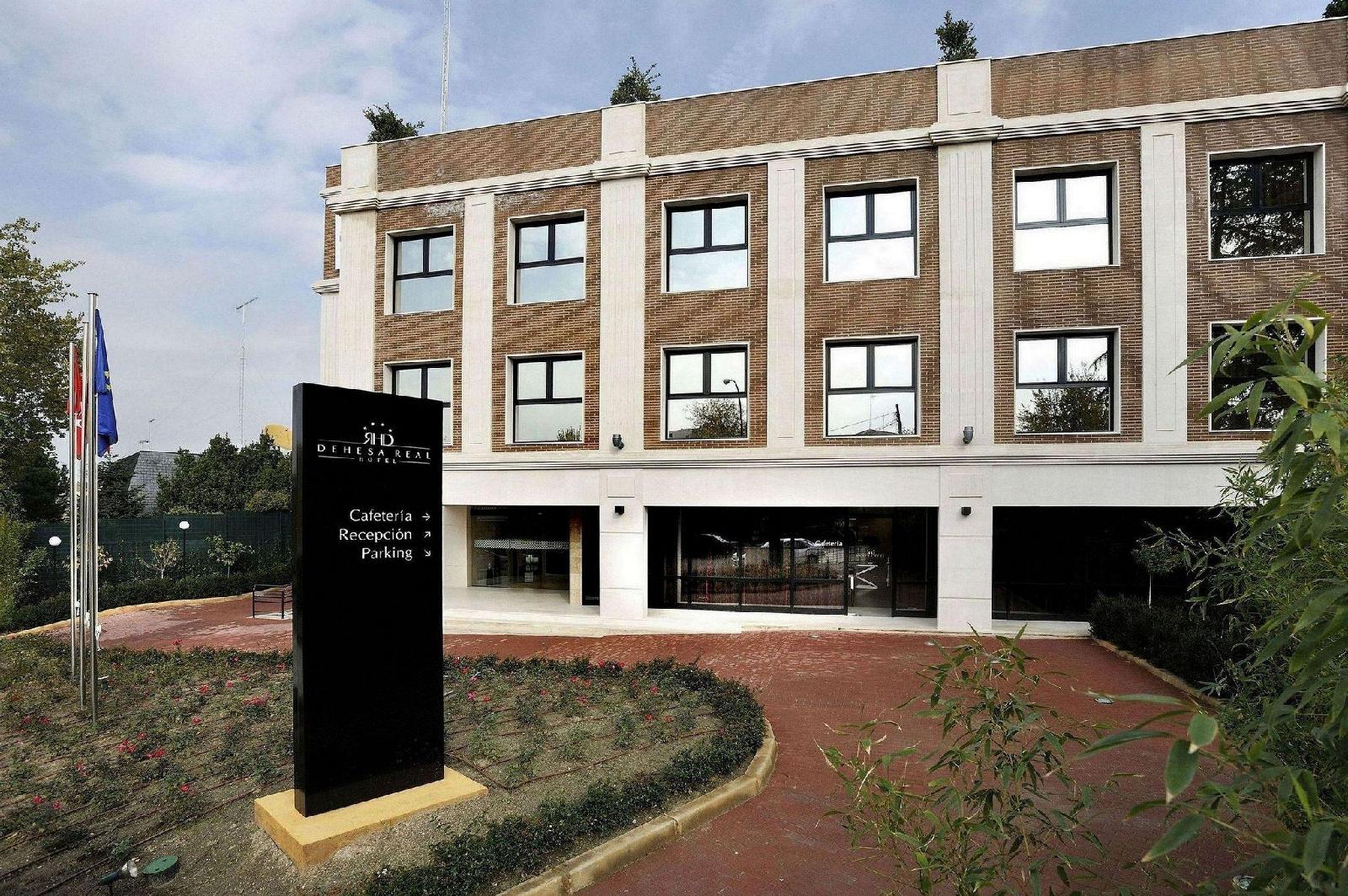 Hotel Jardín Real De Mirasierra