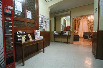 Hostal Continental Gran Via 44