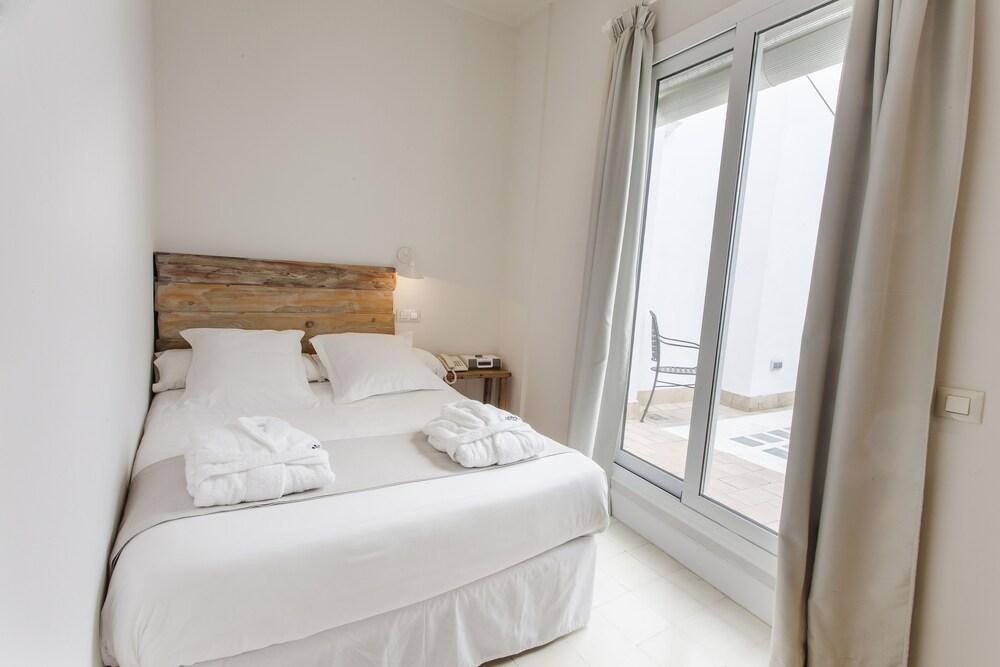 Hotel Boutique Elvira Plaza