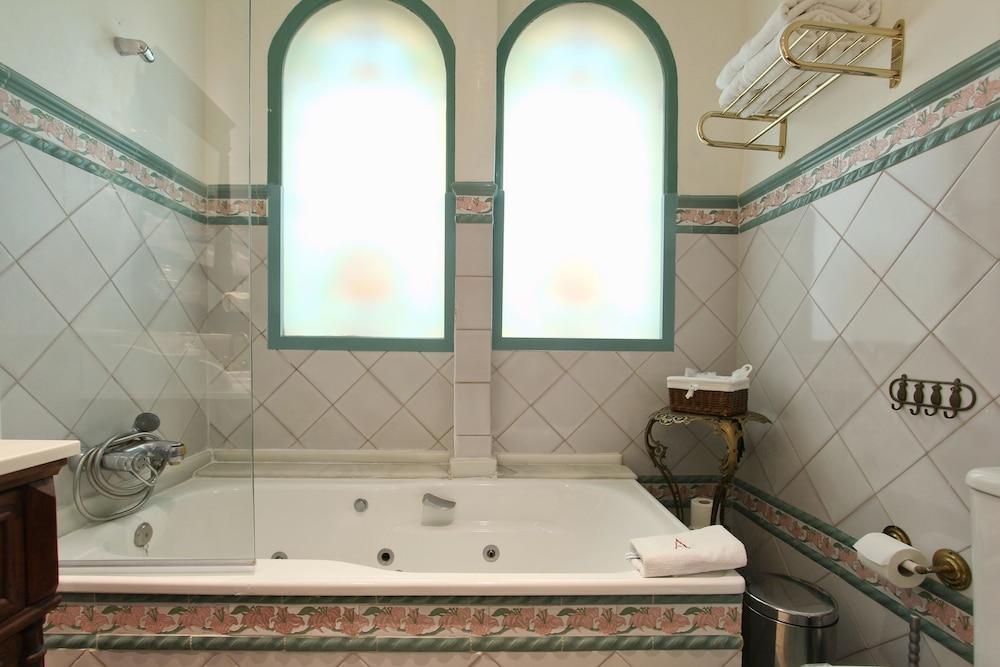 Casa Inquieta