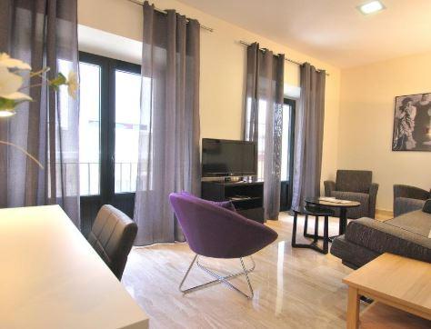 Apartamentos Living Sevilla Centro Maestranza
