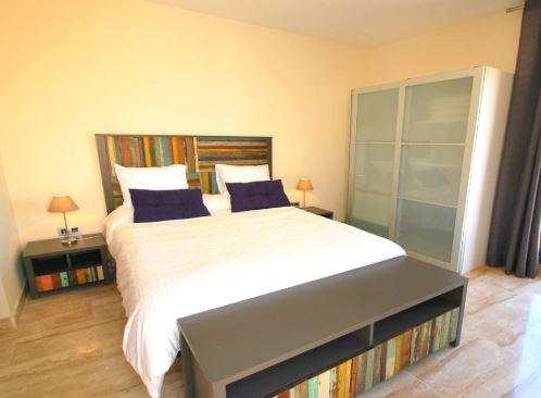 Apartamentos Living Sevilla Centro Maestranza