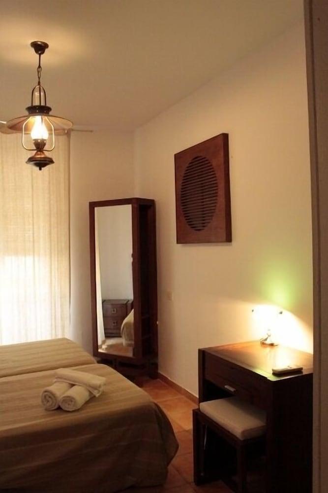 Hostal El Cid