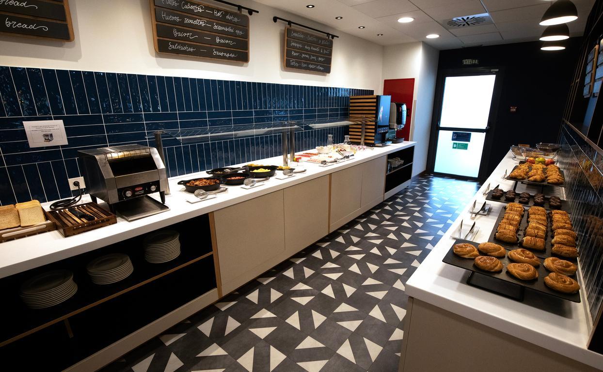Travelodge Madrid Metropolitano