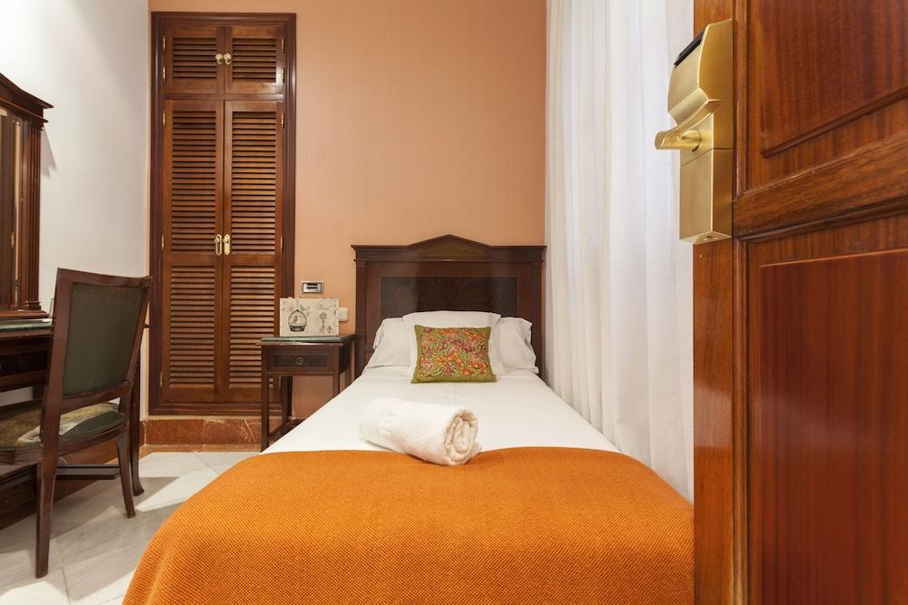 Hotel Baco