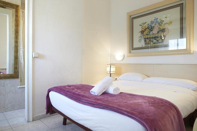 Ainb Diagonal Francesc Macia Apartments