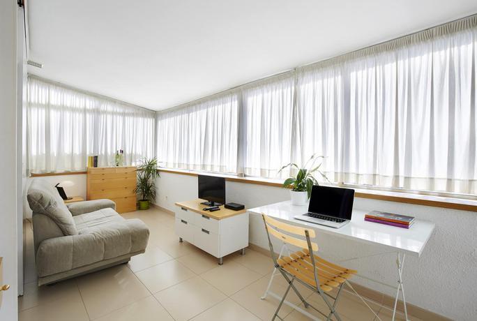 Ainb Diagonal Francesc Macia Apartments