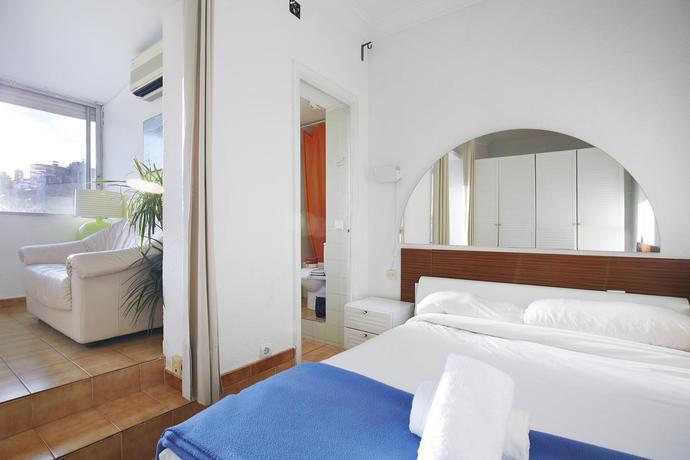 Ainb Diagonal Francesc Macia Apartments