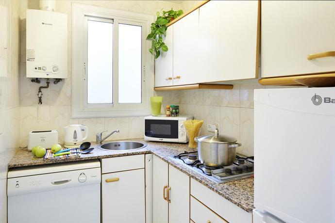 Ainb Diagonal Francesc Macia Apartments