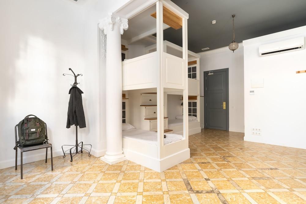 Casa Gracia Apartments