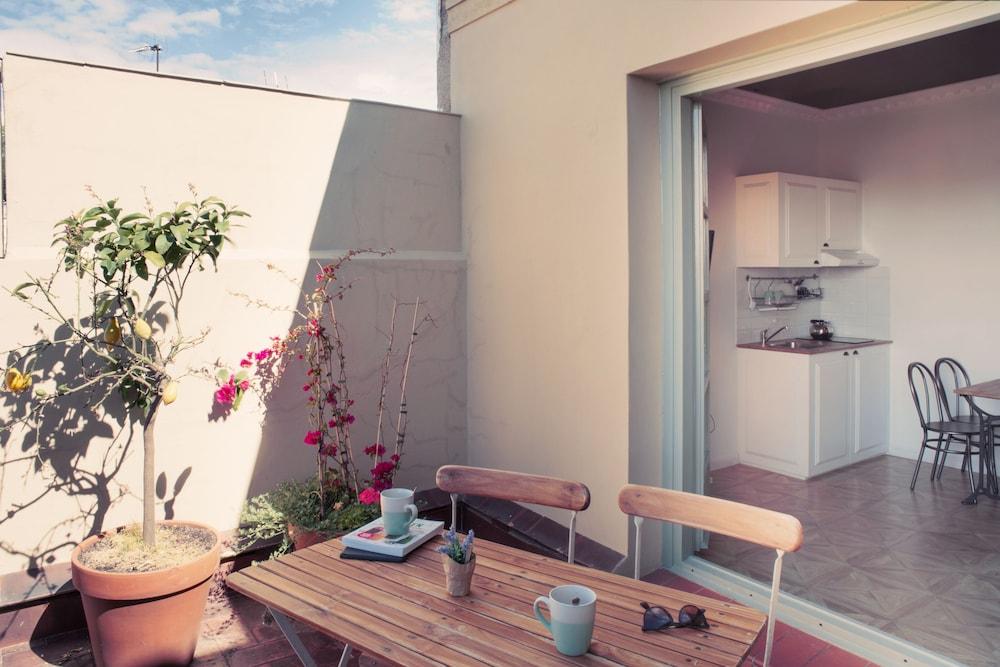 Casa Gracia Apartments