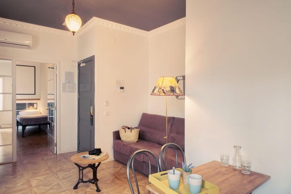 Casa Gracia Apartments