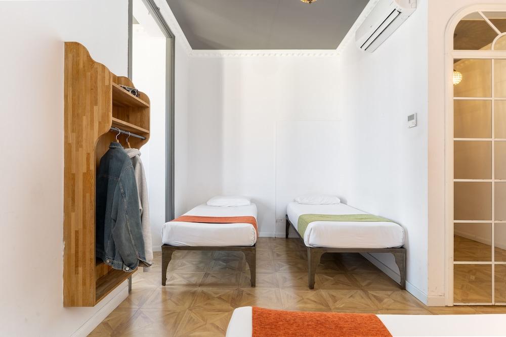 Casa Gracia Apartments