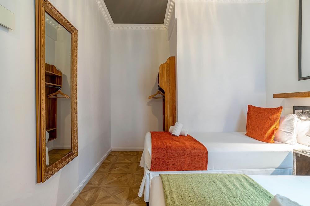 Casa Gracia Apartments