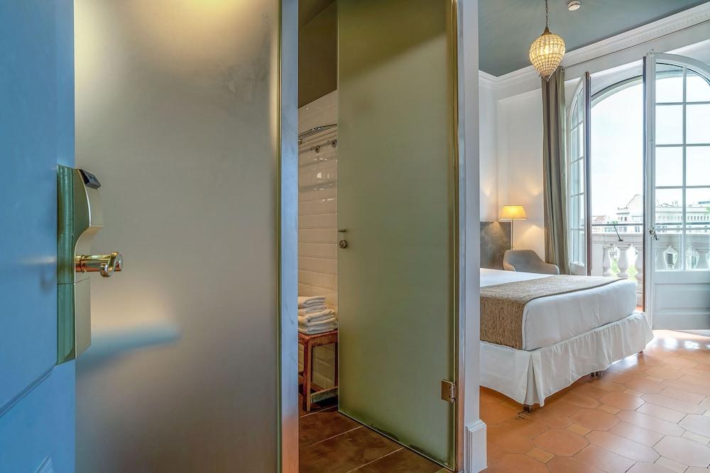 Casa Gracia Apartments