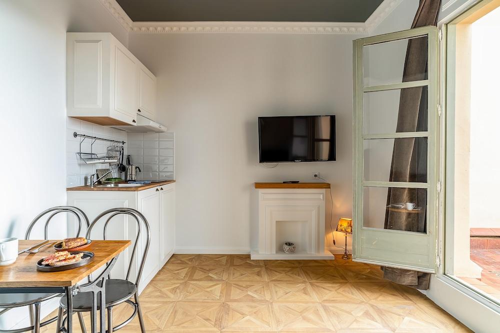 Casa Gracia Apartments