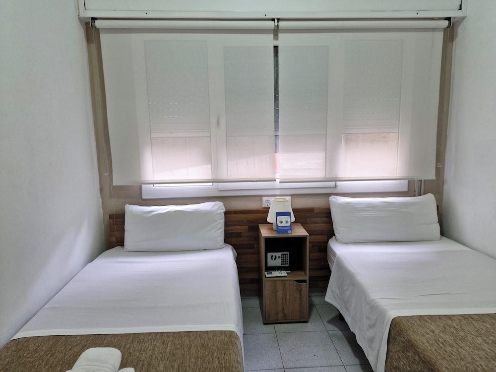 Hostal Elkano
