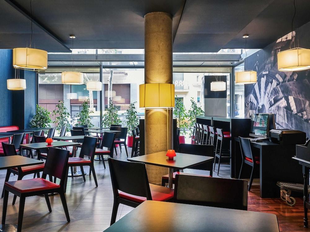 ibis Barcelona Centro (Sagrada Familia)