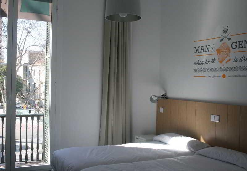 Ramblas By Pillow