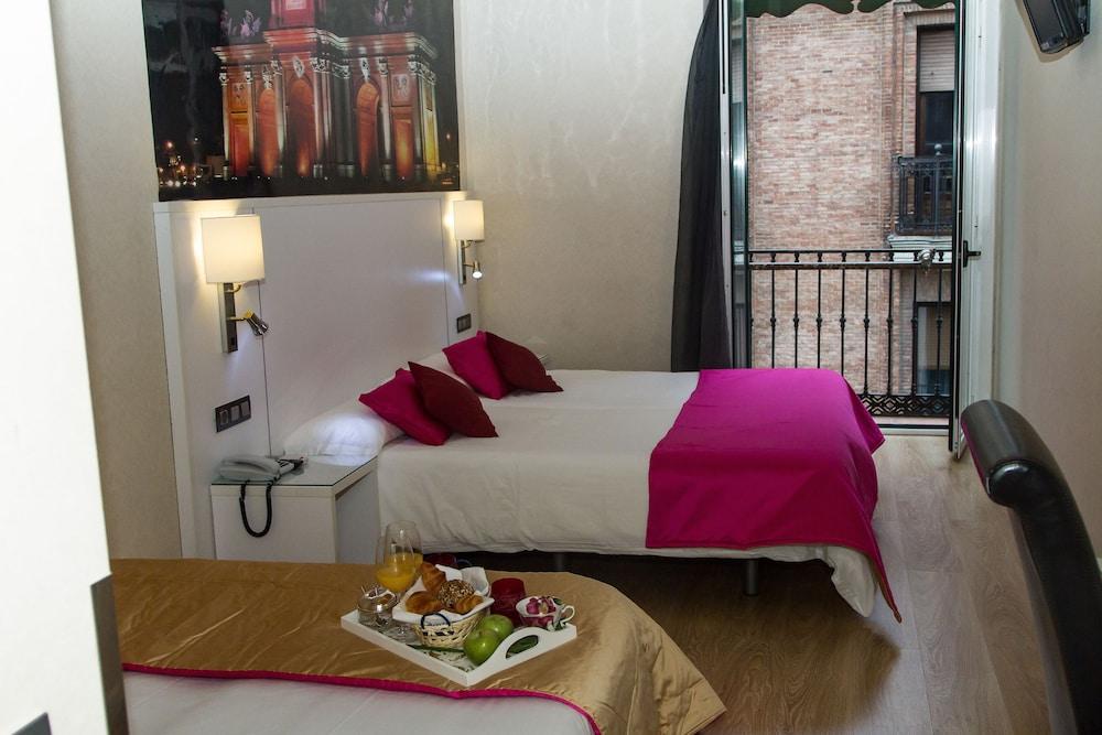 Hostal Olmedo