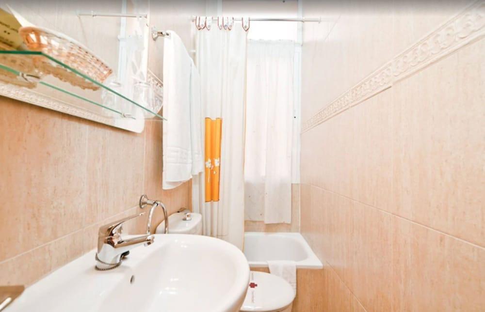 Hostal Oporto