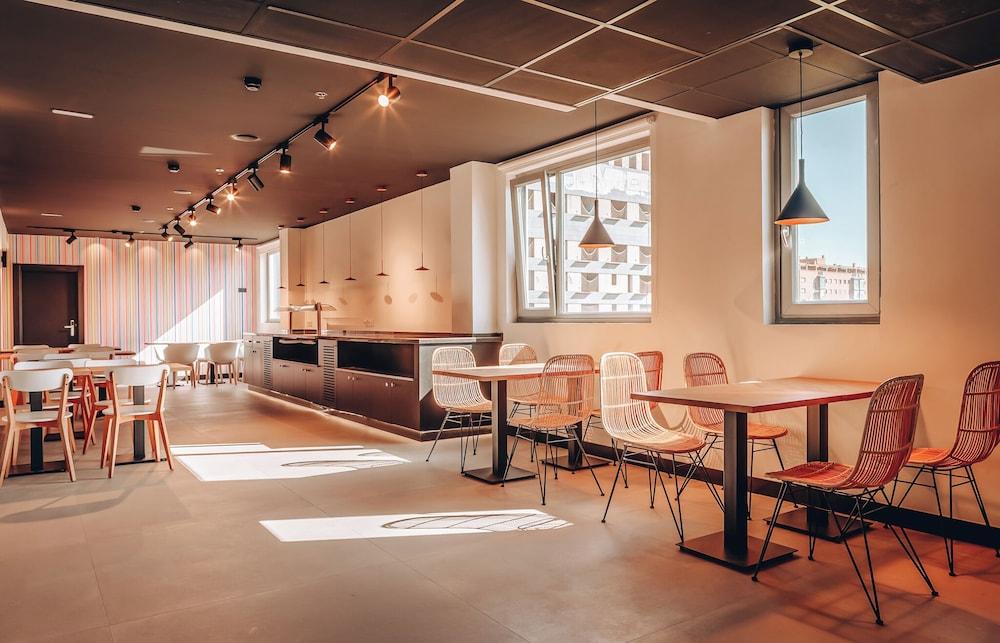 Vértice Roomspace Madrid