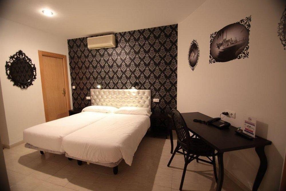 Casual Del Cine Valencia Hotel By Casual Hoteles