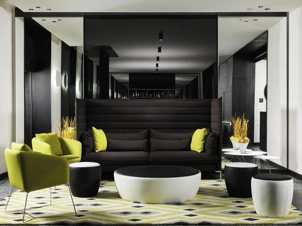 H10 Port Vell
