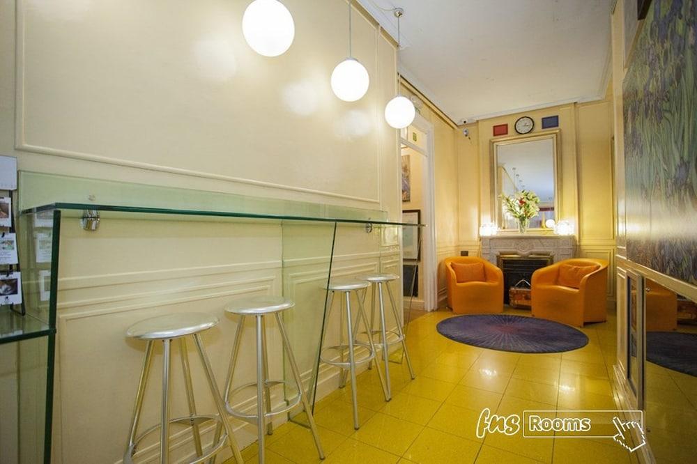 Hostal La Fontana