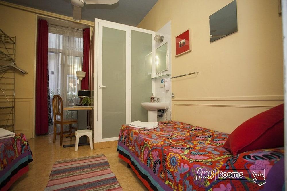 Hostal La Fontana