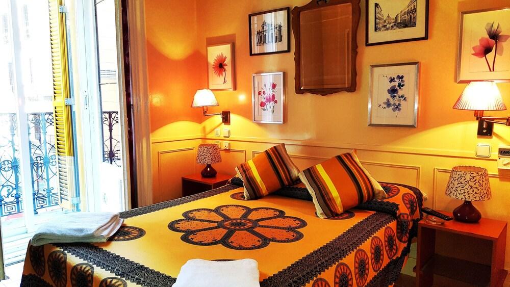 Hostal La Fontana
