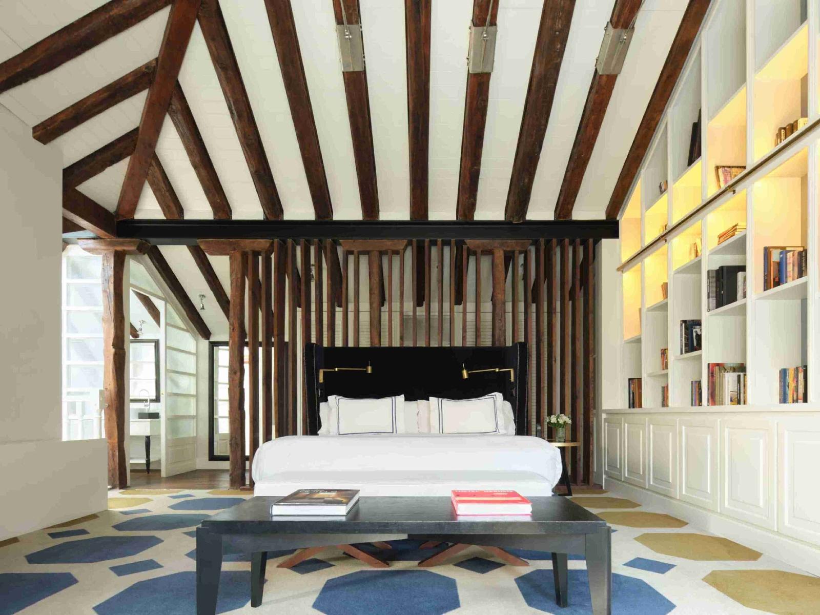 Only You Boutique Hotel