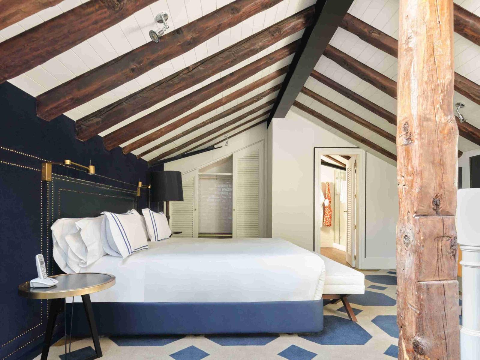 Only You Boutique Hotel