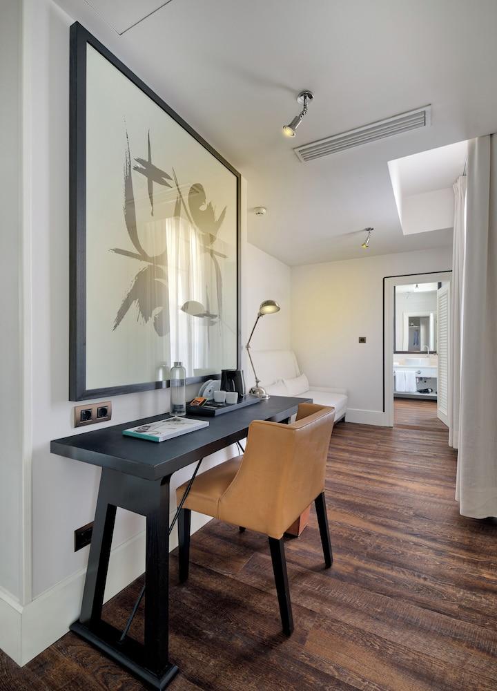 Only You Boutique Hotel