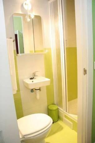 Room Pride Hostal