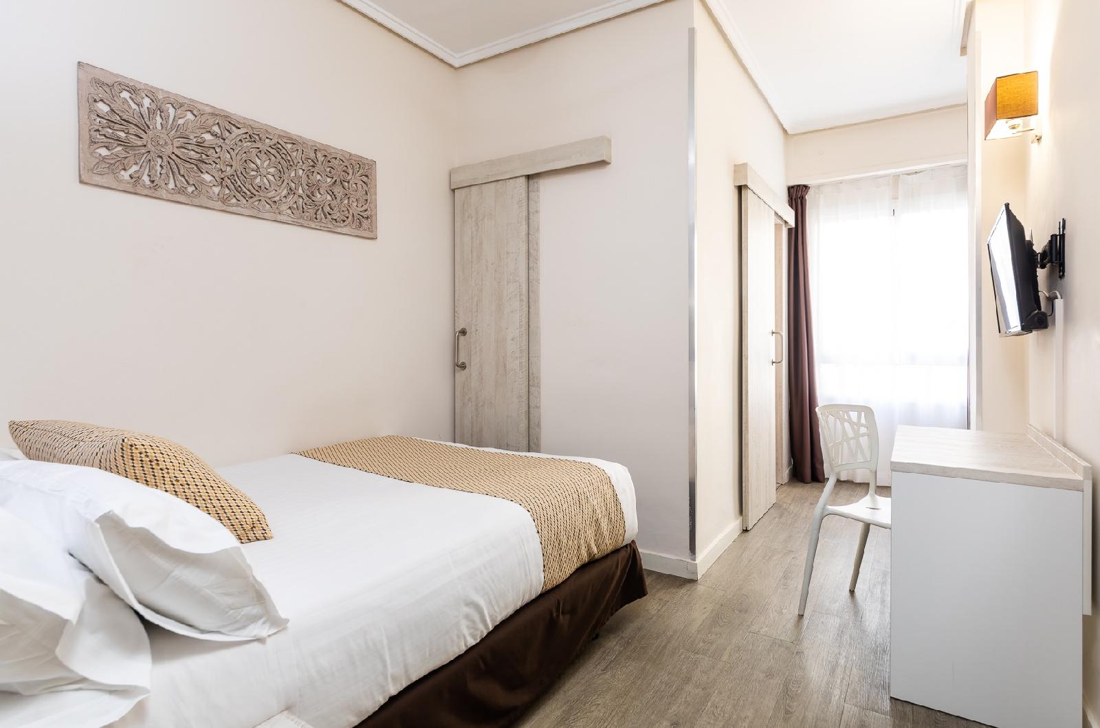 Sweet Hotel Continental