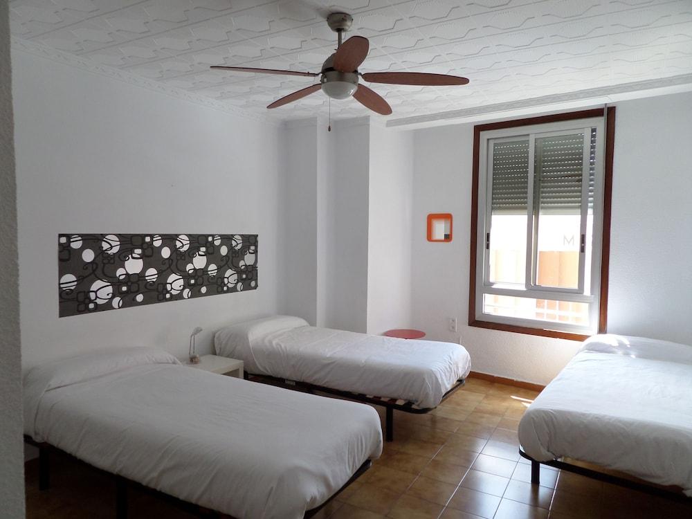 Russafa Youth Hostel