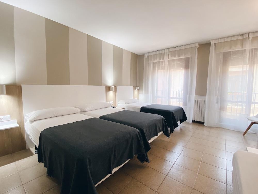 Hotel Río Arga