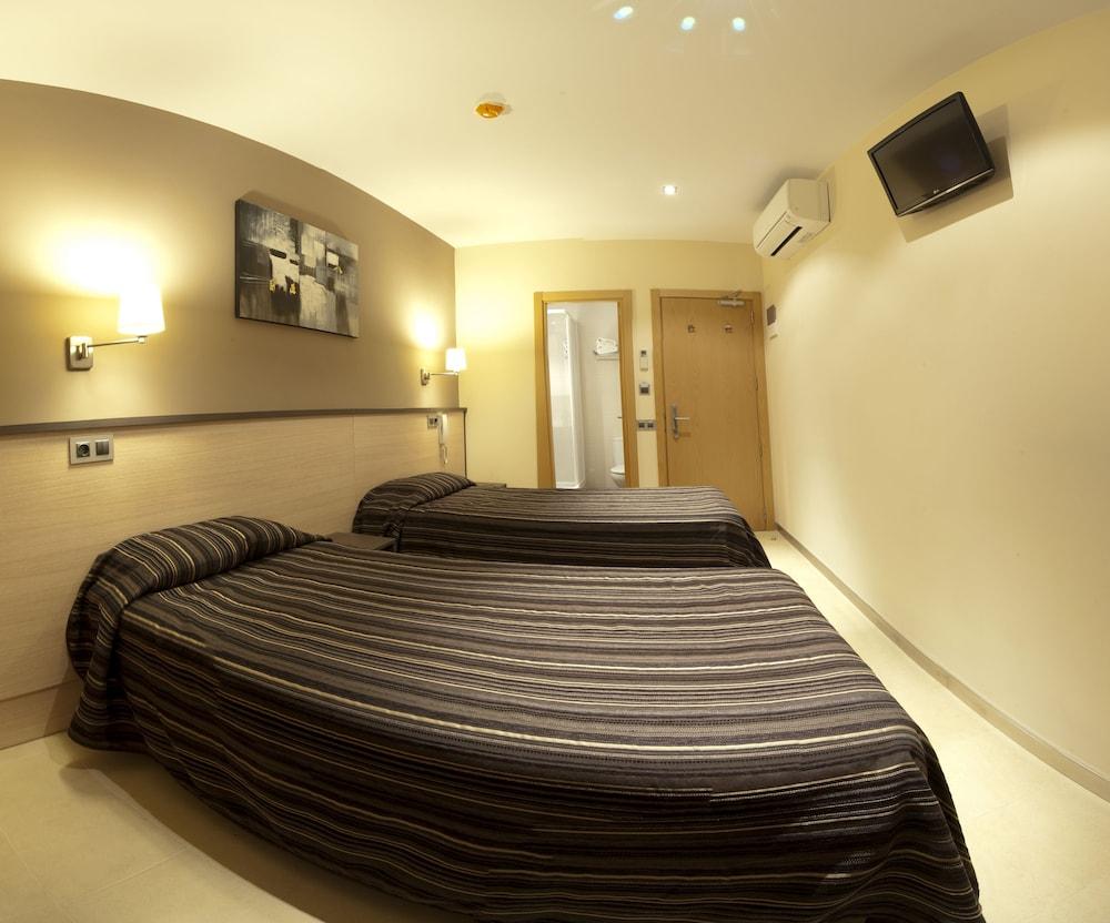Hostal Las Flores
